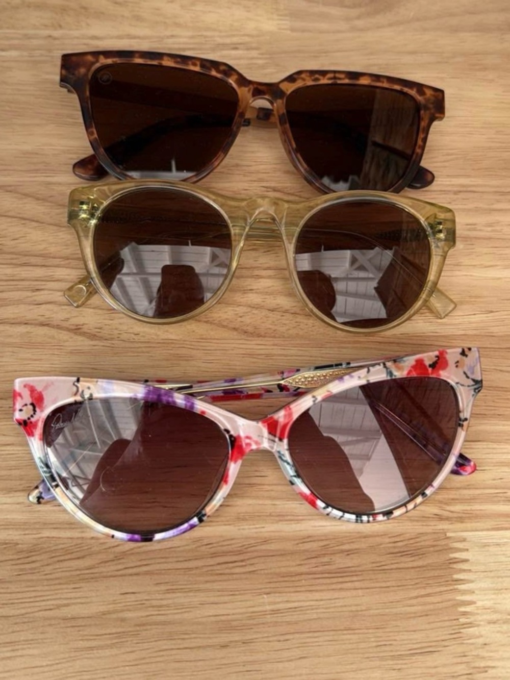 Floral Cat-Eye Women's Sunglasses - Multicolor Floral Accent